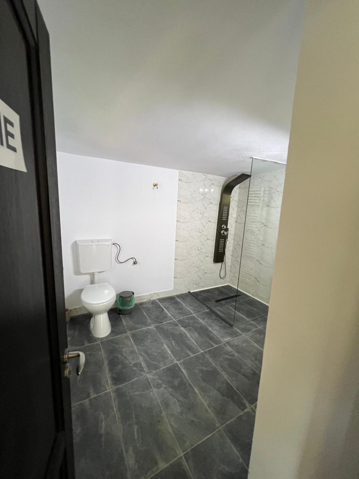 Accommodation Casa Luca Хорезу Экстерьер фото